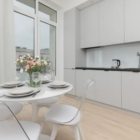 Spacious Apartment With Panoramic View Of Warsaw By Noclegi Renters Exterior foto