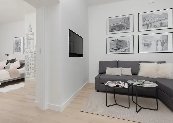 Spacious Apartment With Panoramic View Of Warsaw By Noclegi Renters